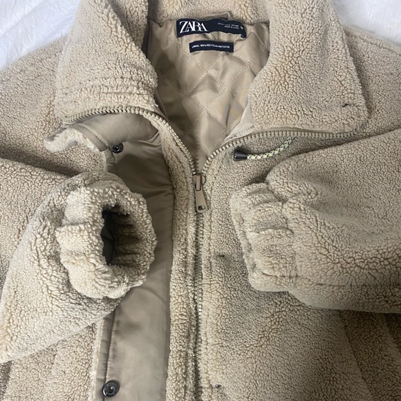 Zara Jacket - Picture 2 of 4